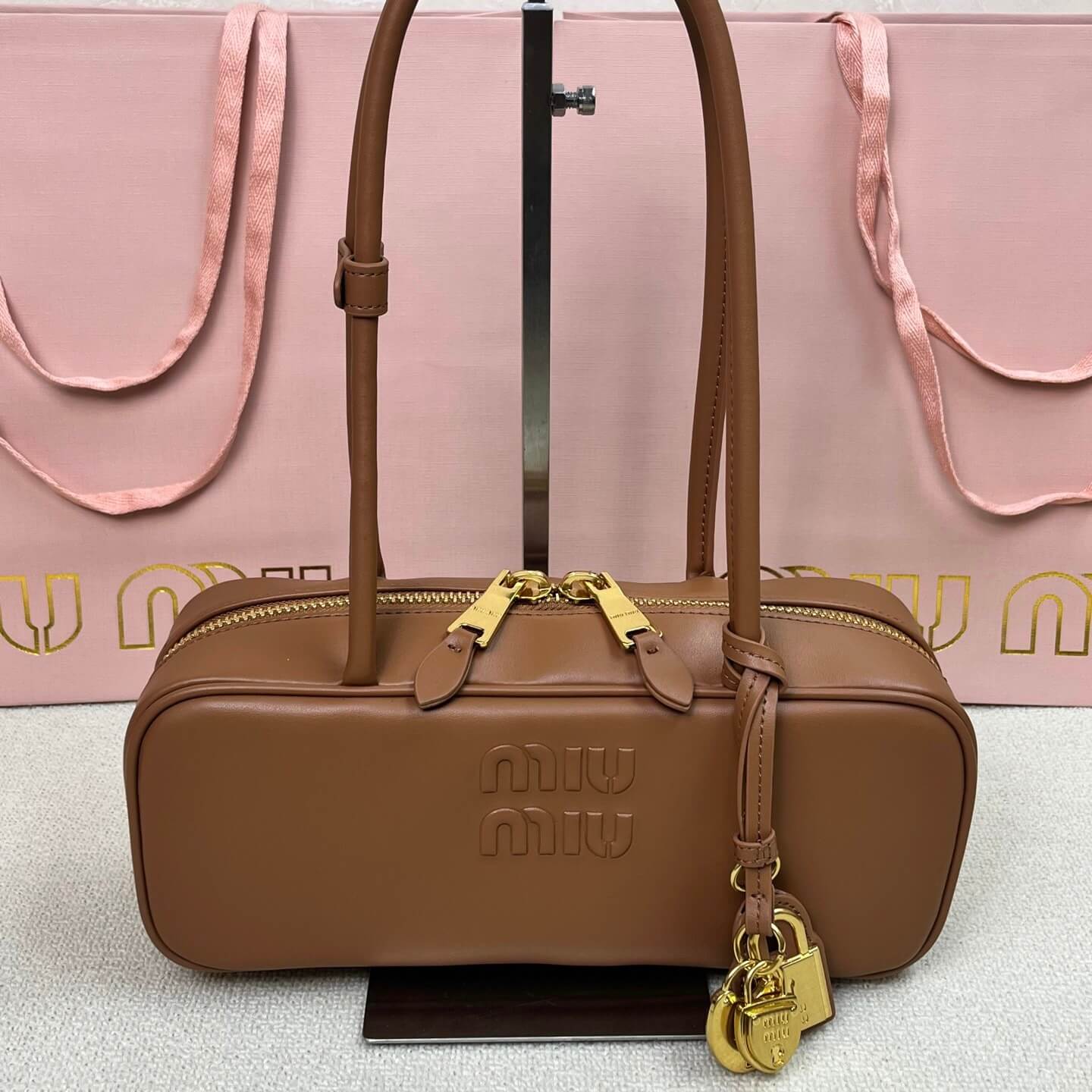 Casual & Edgy Leather Letter Bowling Bag