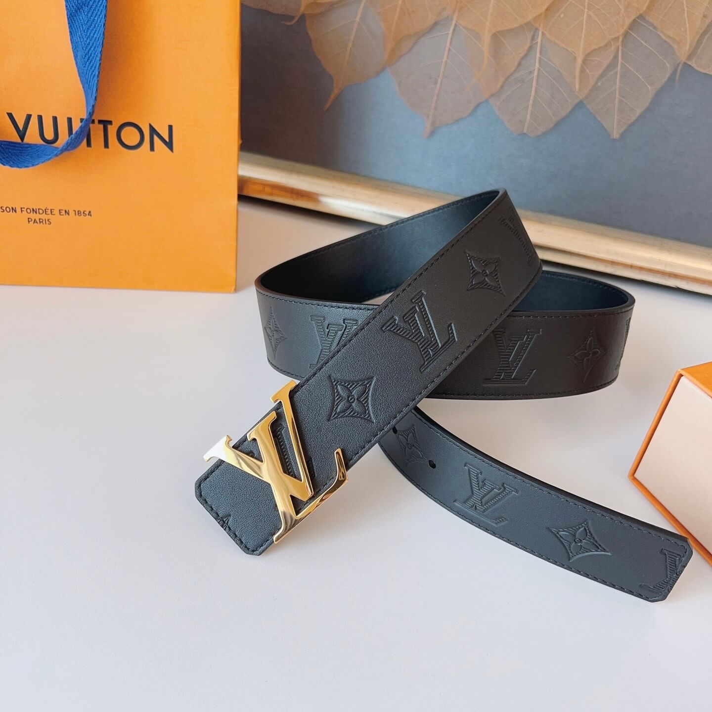 Classic Embossed Print Belt