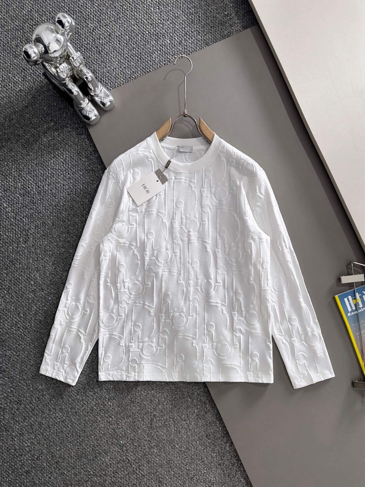 All-Over Distressed Pattern Sweatshirt