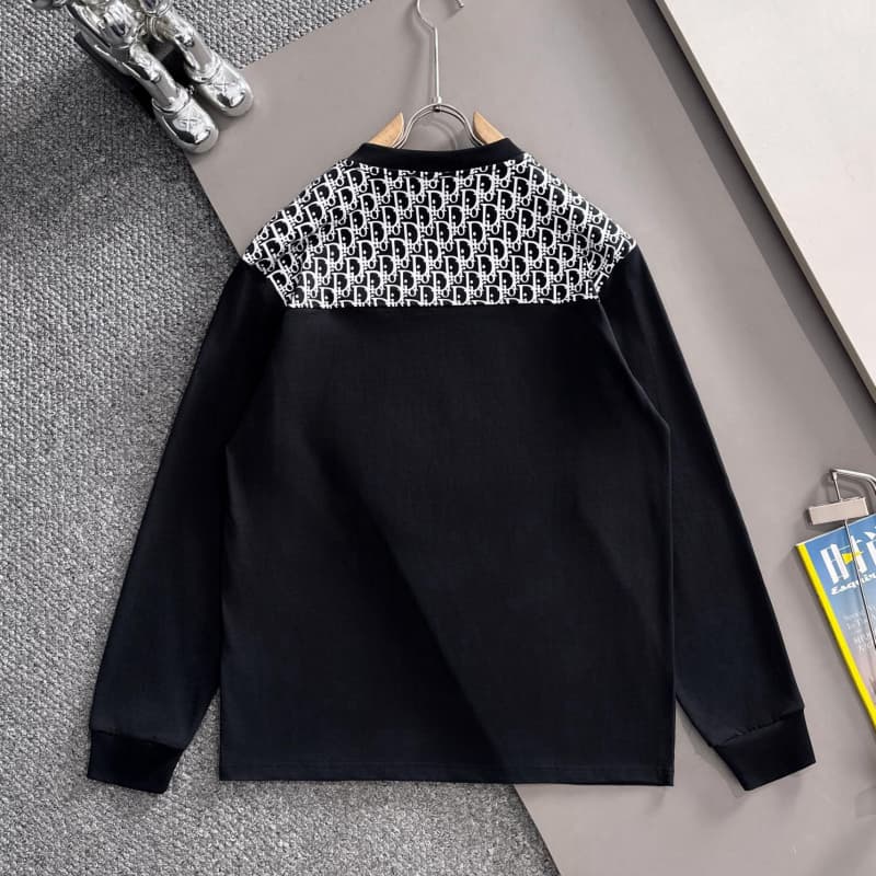 Embroidered Patterned Collar & Emblem Black Sweatshirt