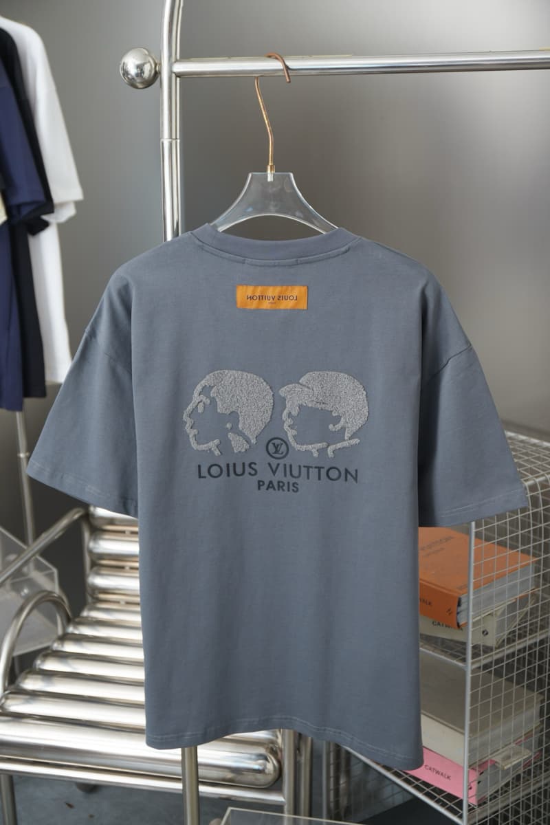 Letter & Head Towel Patch T-Shirt