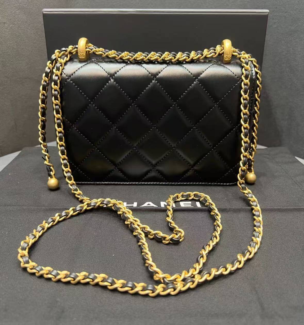 Classic Double Gold Bead Chain Diamond Bag