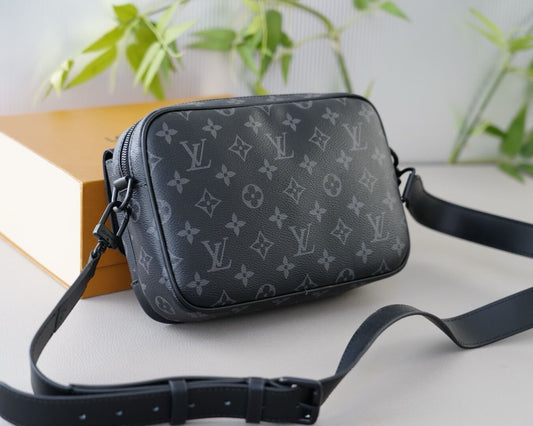 Crossbody Shoulder Bag