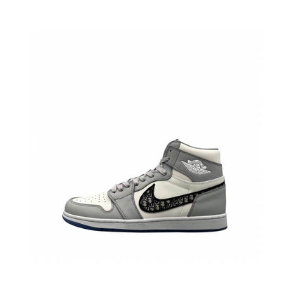 New High-Top Sneaker