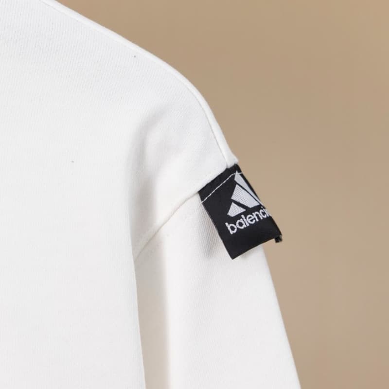 Letter Embroidery Shoulder Patch Sweatshirt