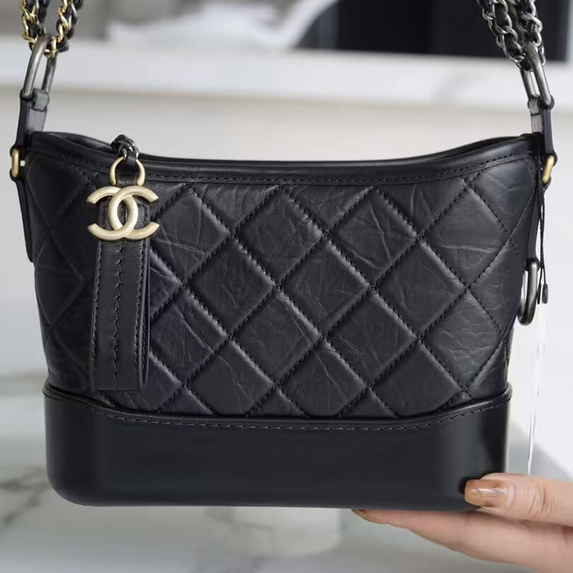 Classic Diamond Quilted Pattern Bag