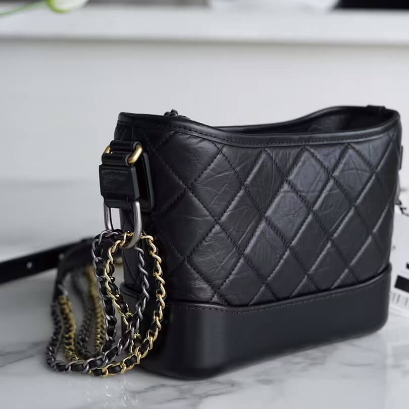 Classic Diamond Quilted Pattern Bag