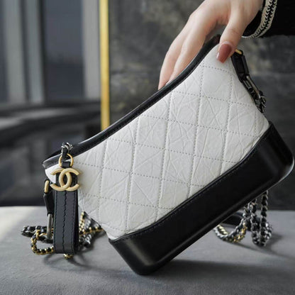Classic Diamond Quilted Pattern Bag