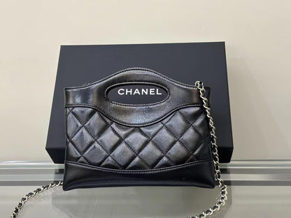 Classic Diamond Quilted Leather Handheld Shoulder Bag