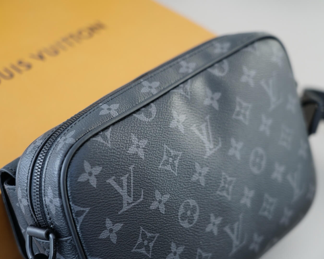 Crossbody Shoulder Bag