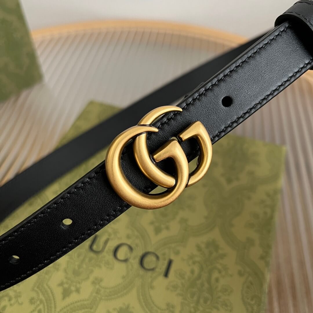 Classic Buckle Slim Belt