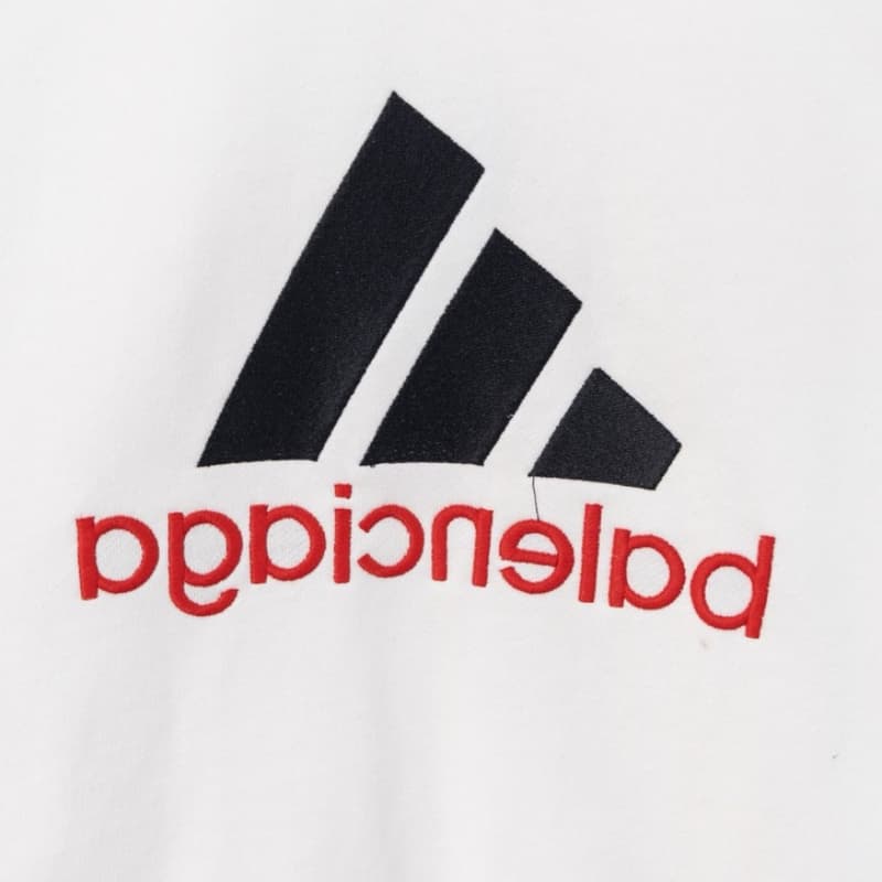 Letter Embroidery Shoulder Patch Sweatshirt