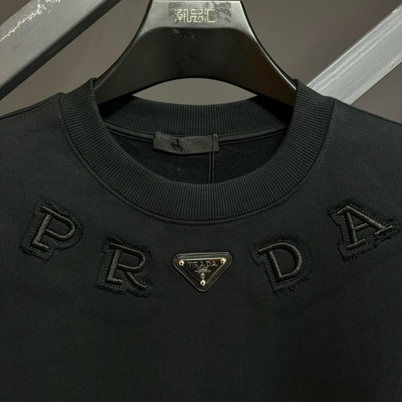 Classic Triangle Cotton Embroidery Sweatshirt