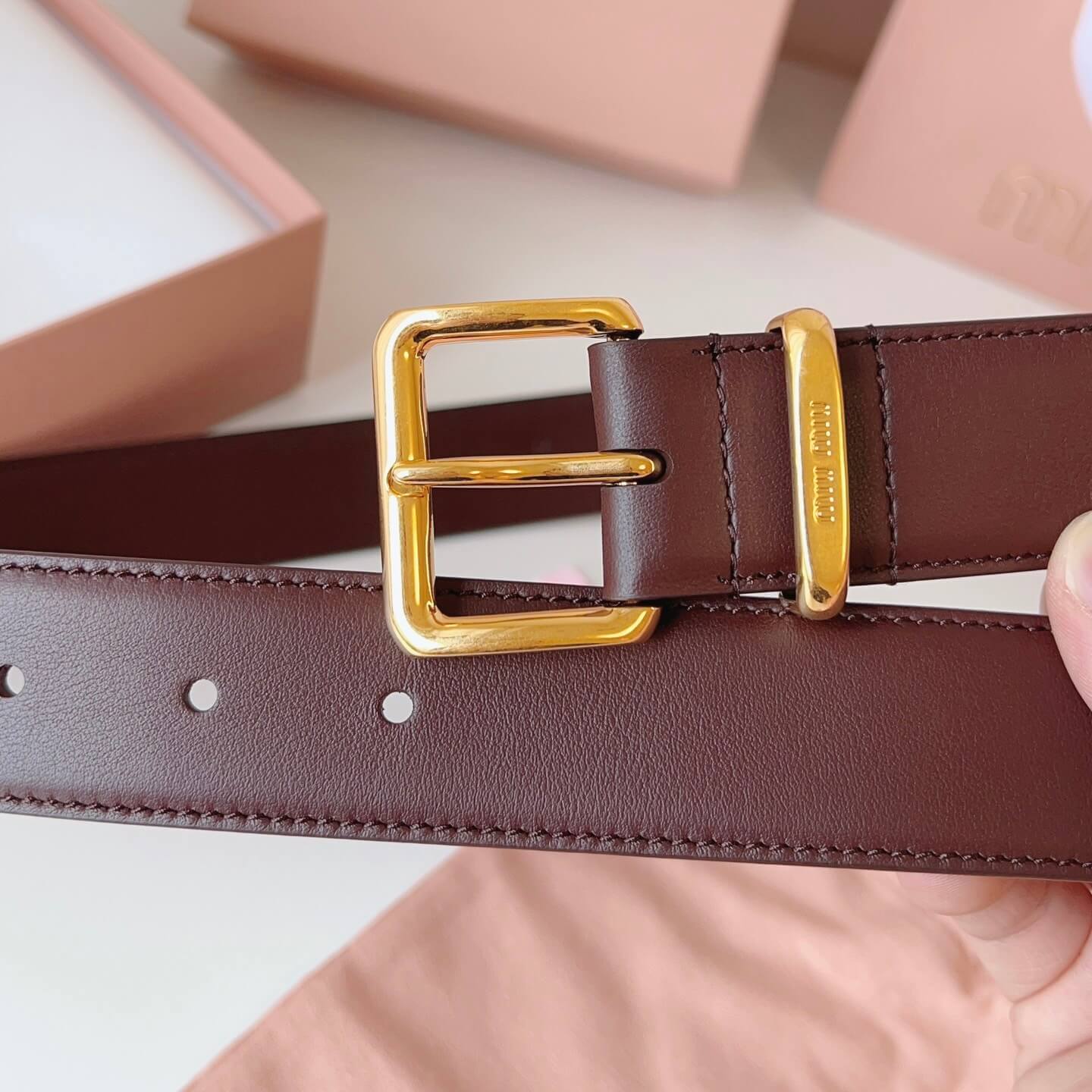 Vintage Minimalist Letter-Engraved Belt