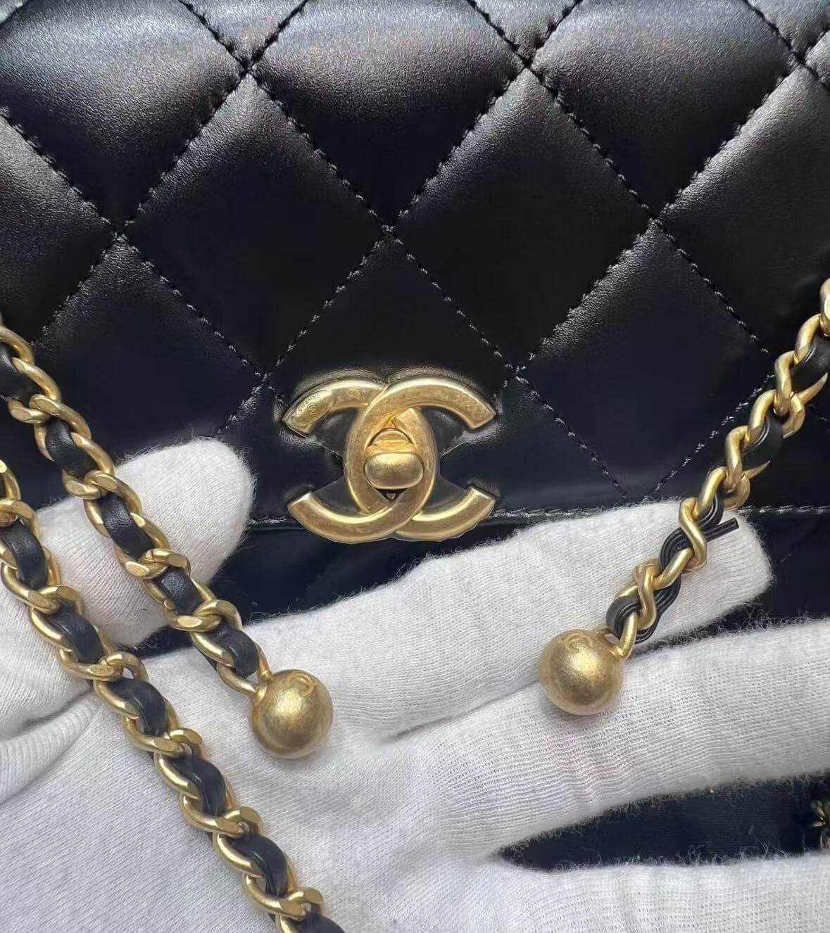 Classic Double Gold Bead Chain Diamond Bag